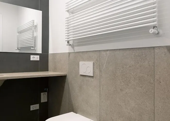 Le Dodici Porte - Porta Lame 3 By District Apartman